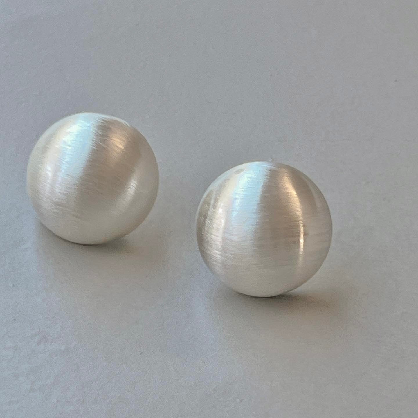 Elia Earrings