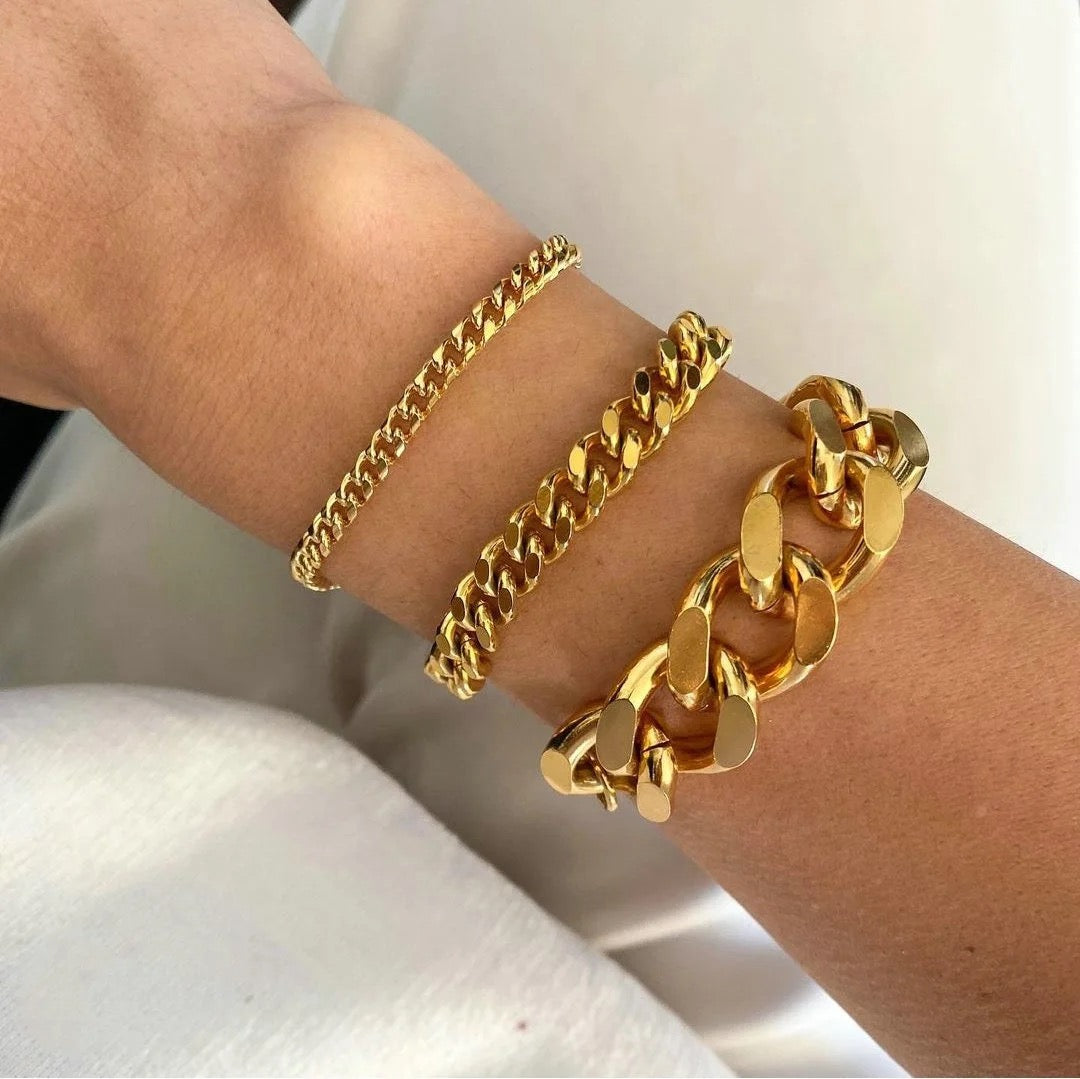 Lora Curb Chain Bracelet no